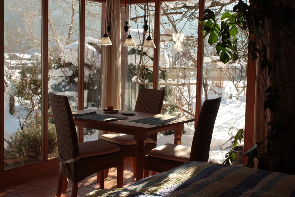 Dunkel Blaue Maus Bed and Breakfast Meiringen Εξωτερικό φωτογραφία